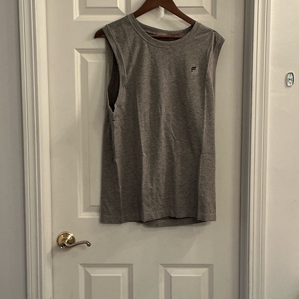 Fabletics Gray Muscle Tee